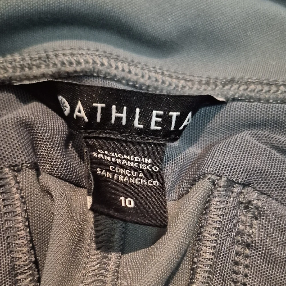 Athleta Headlands Hybrid High Rise Cargo Legging - Picture 2 of 6